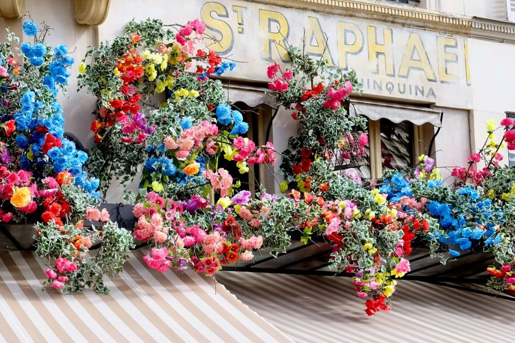Gourmet Food Tour in Central Paris - Les Halles/Montorgueil