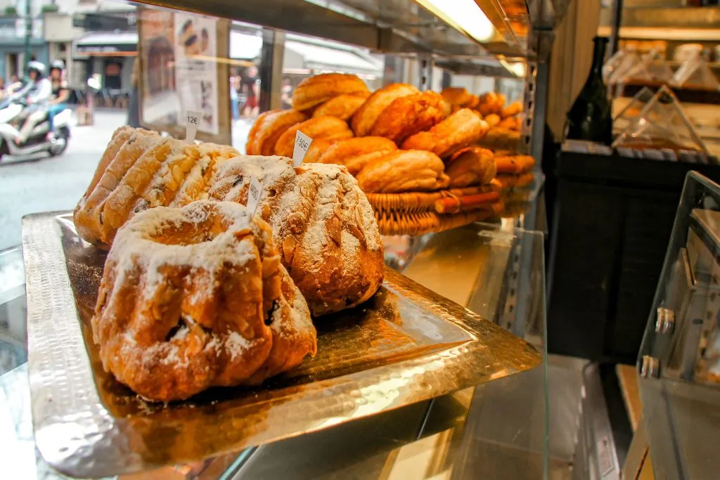 Gourmet Food Tour in Central Paris - Les Halles/Montorgueil