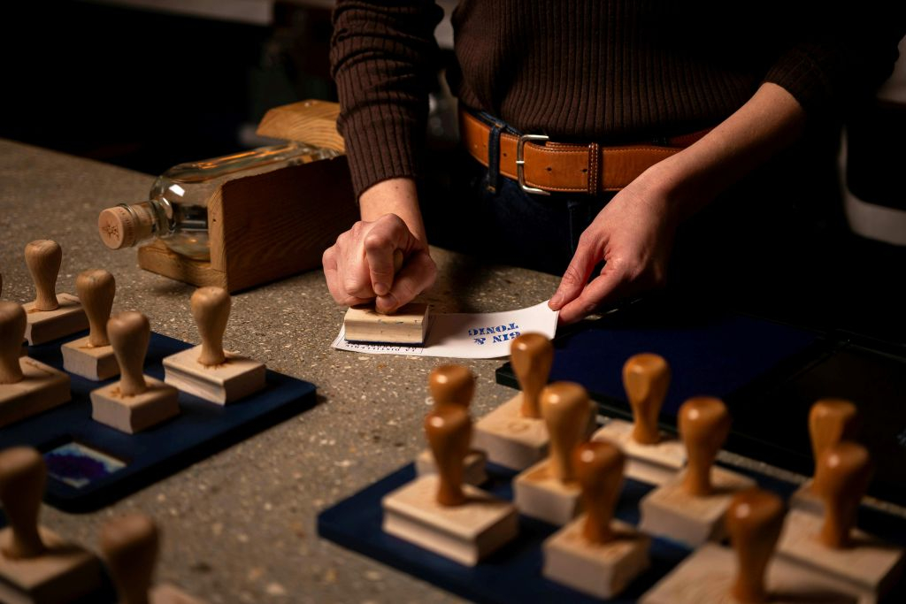 Paris: Gin Making Workshop