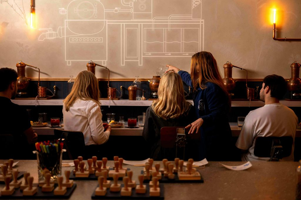 Paris: Gin Making Workshop