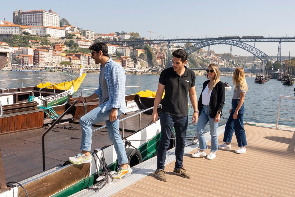 Porto: Walking Tour, Helicopter Ride, and River Cruise