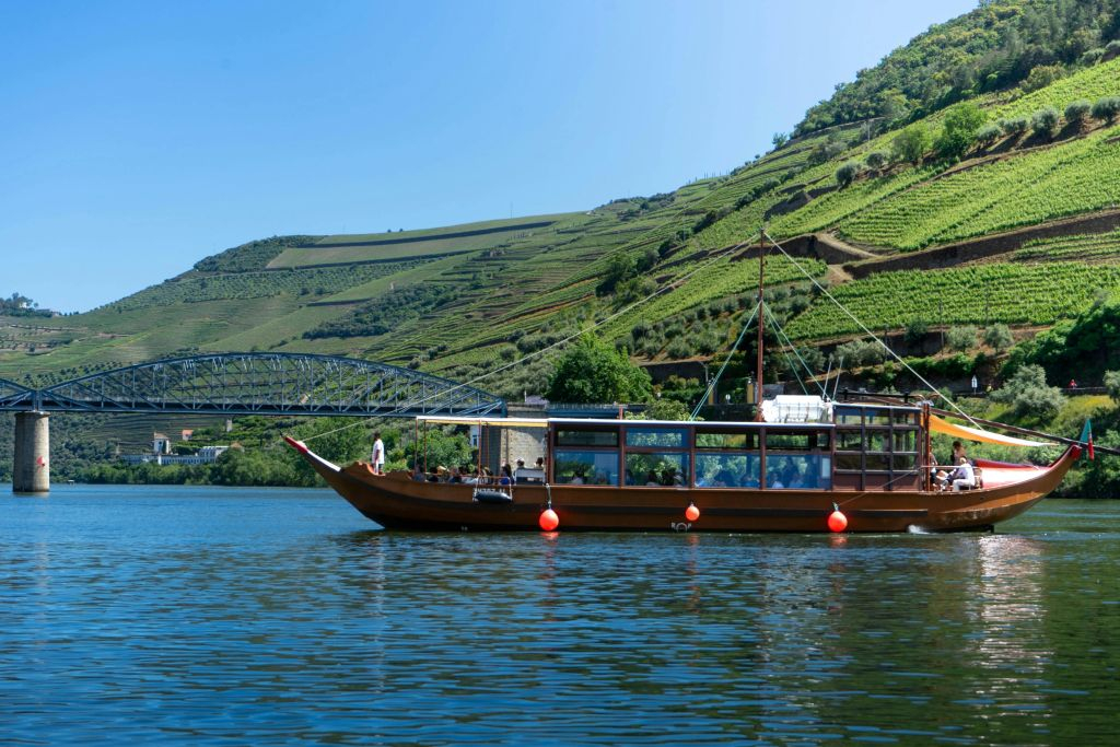 Douro Valley, Amarante & Regua: Day Trip with Wine Tasting