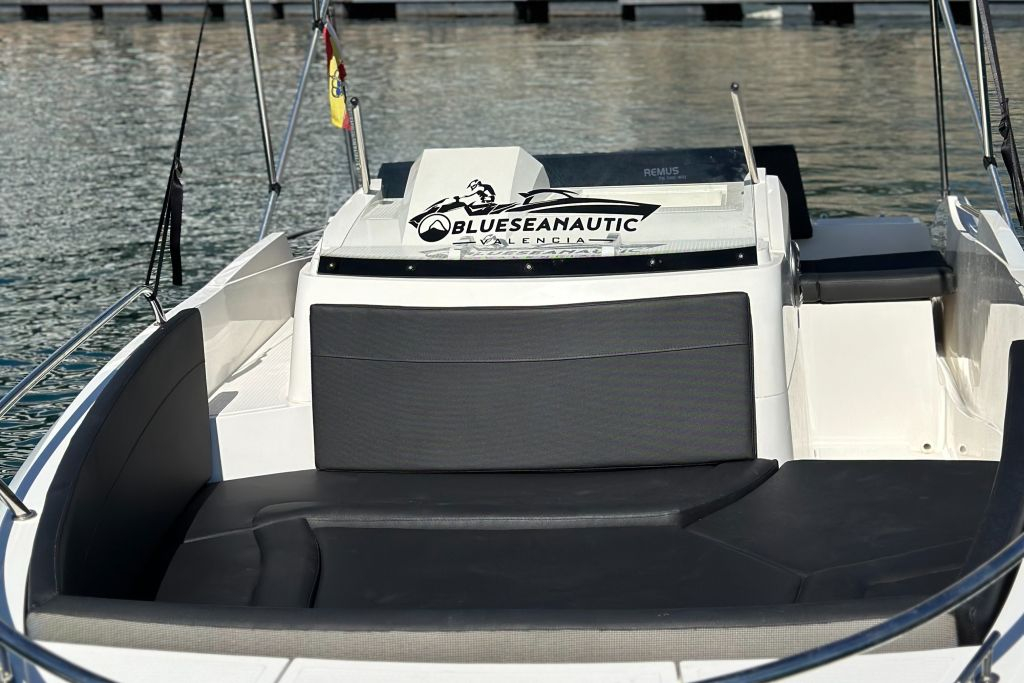 Unlicensed Boat