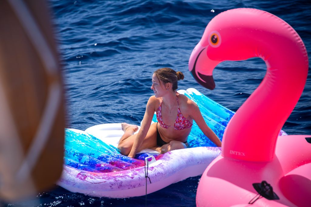 Barcelona: Sailing with Inflatables & Snorkeling Experience