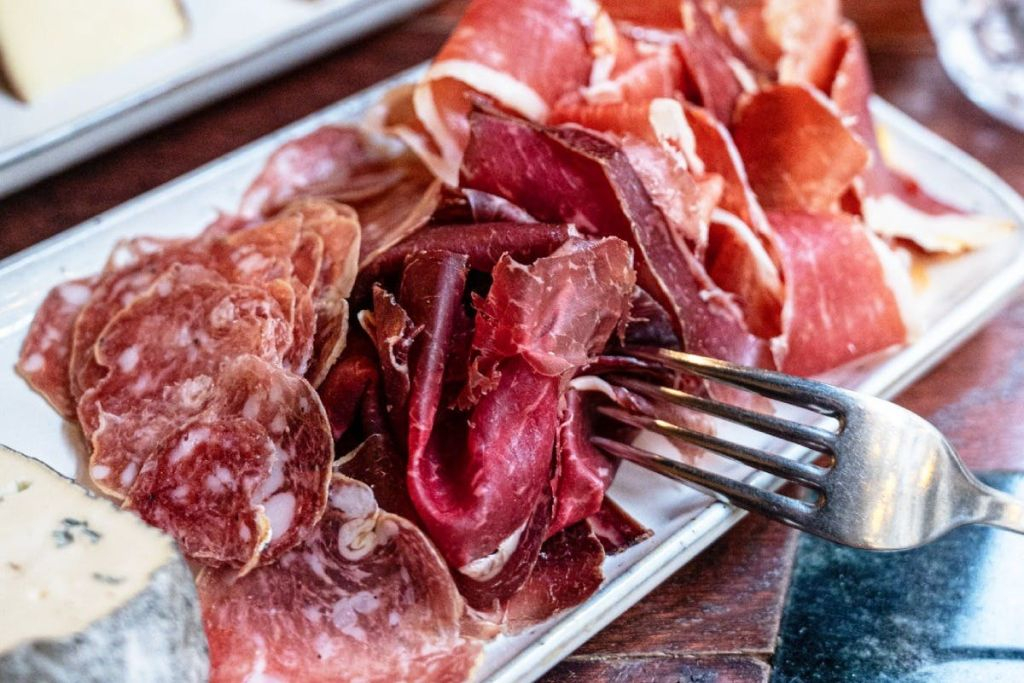 Paris: Gourmet Food Tour