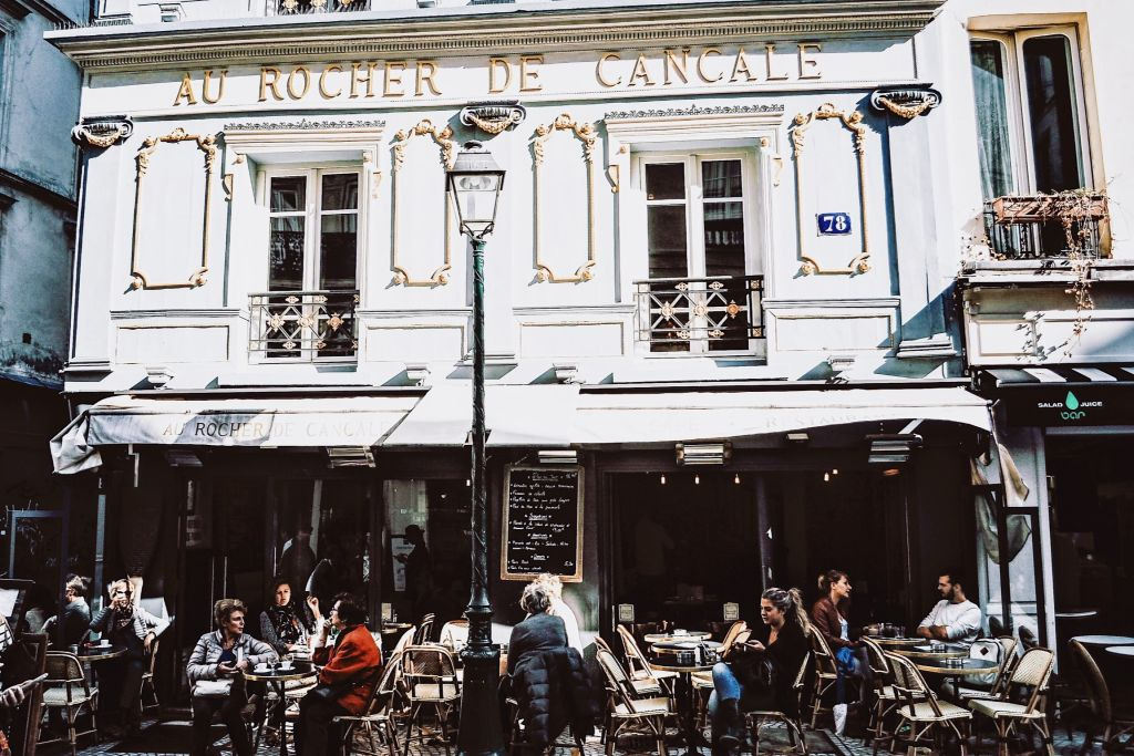 Le Marais & Jewish Quarter: Guided Walking Tour
