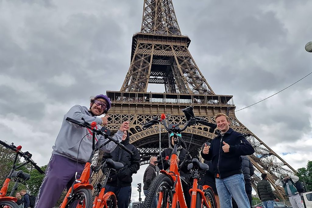 I punti salienti della città da vedere con un tour in bicicletta di piccolo gruppo con una guida locale