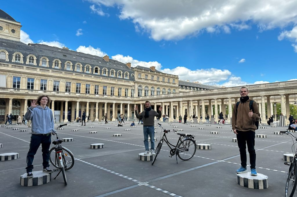 I punti salienti della città da vedere con un tour in bicicletta di piccolo gruppo con una guida locale