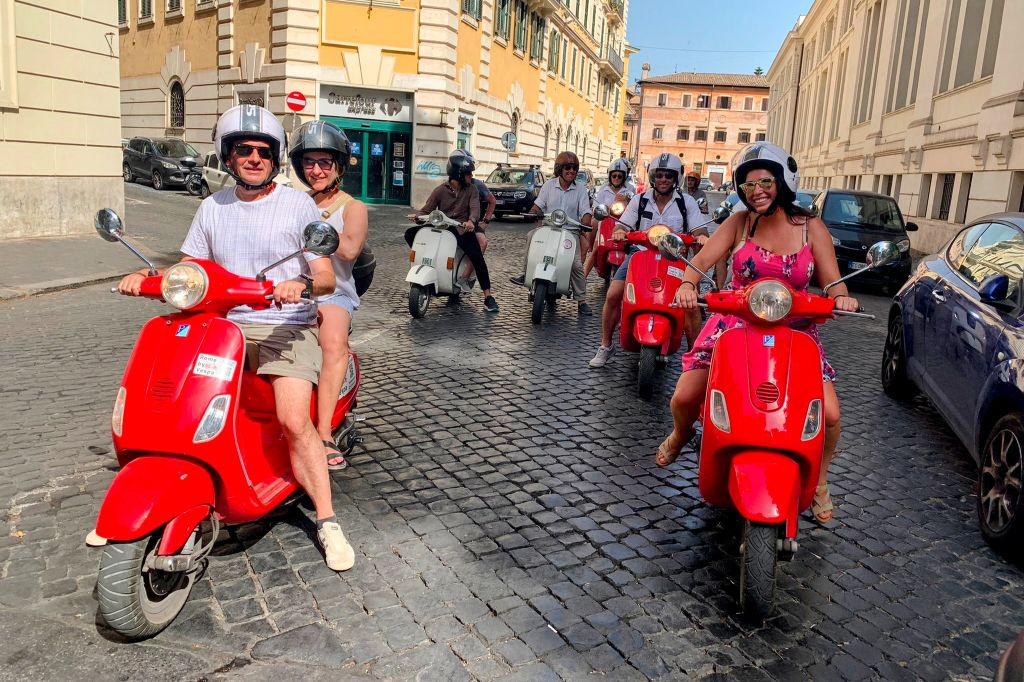 Vespa Tour of Rome