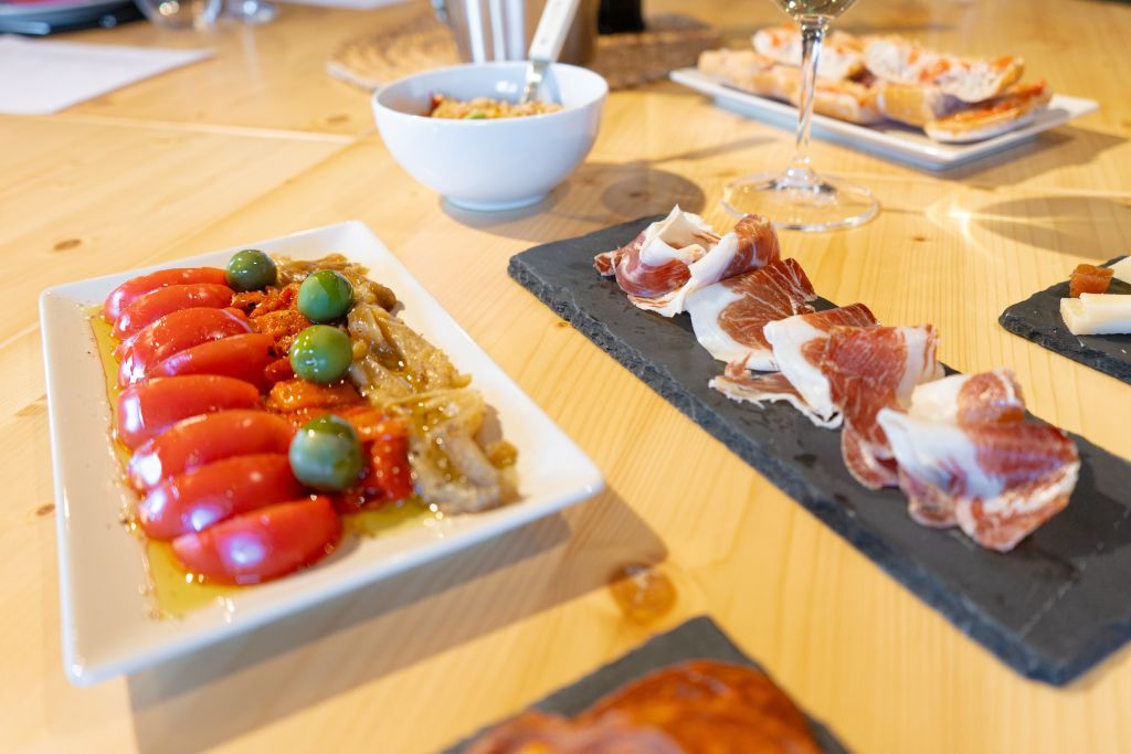 Montserrat: Full Day Tour with Farmhouse Lunch and Winery Visit from Barcelona