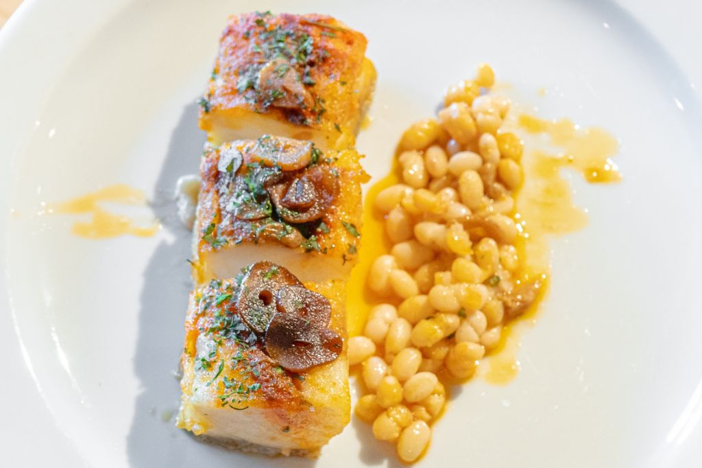 Montserrat: Full Day Tour with Farmhouse Lunch and Winery Visit from Barcelona