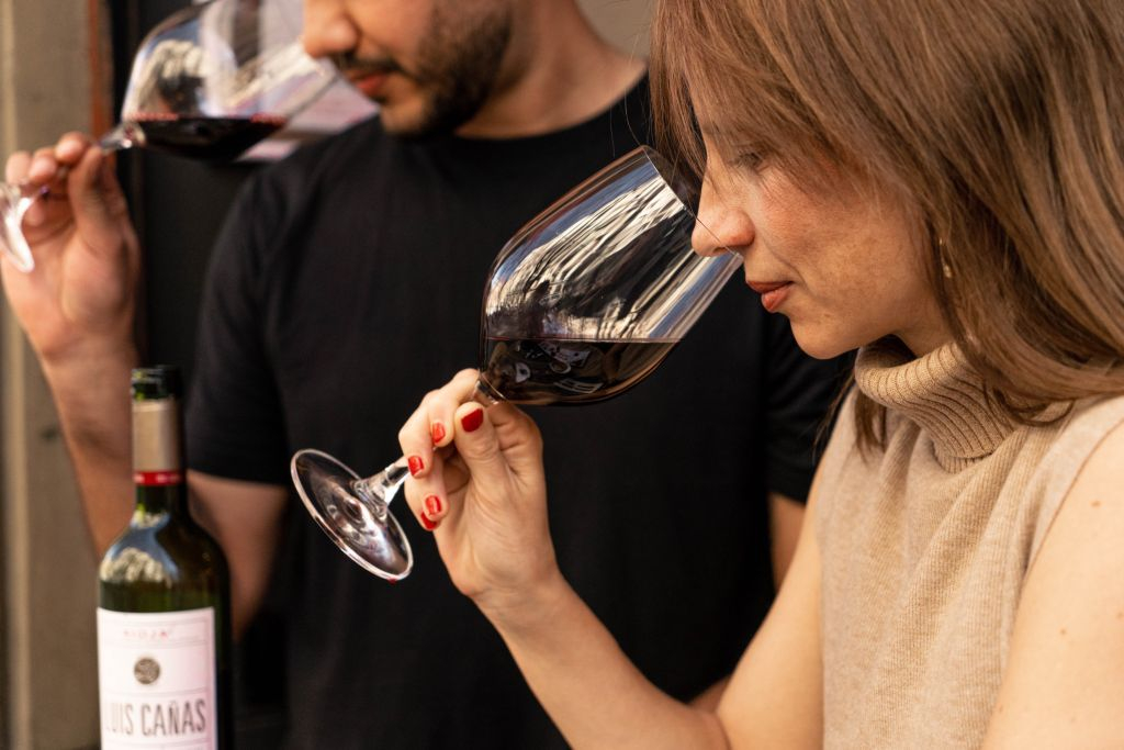 Barcelona: Food and Wine Tour with a Sommelier