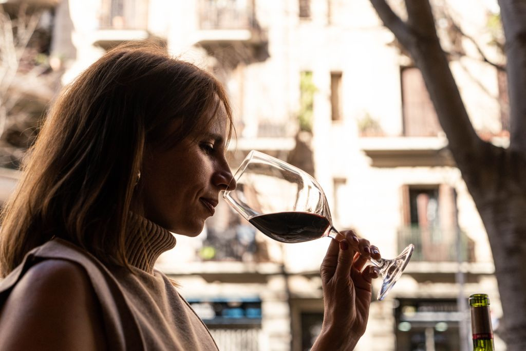Barcelona: Food and Wine Tour with a Sommelier