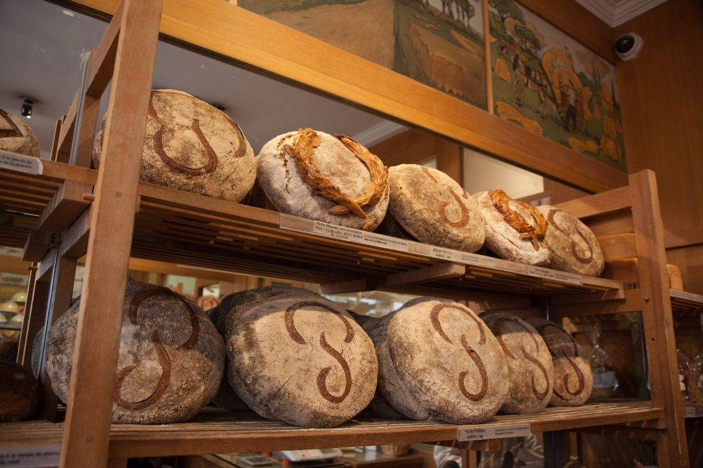 "Saint-Germain-des-Prés Pastry and Chocolate Tasting Tour in Paris"