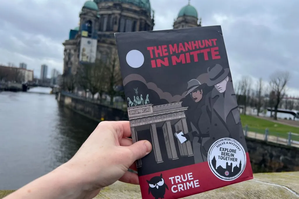 The Manhunt in Mitte: Interactive Mystery Hunt in Berlin