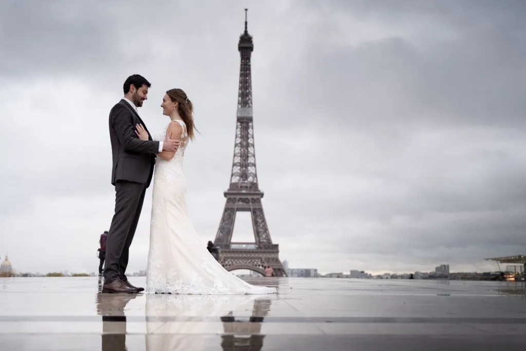 A Professional Vacation Photographer in Paris: Private Tour