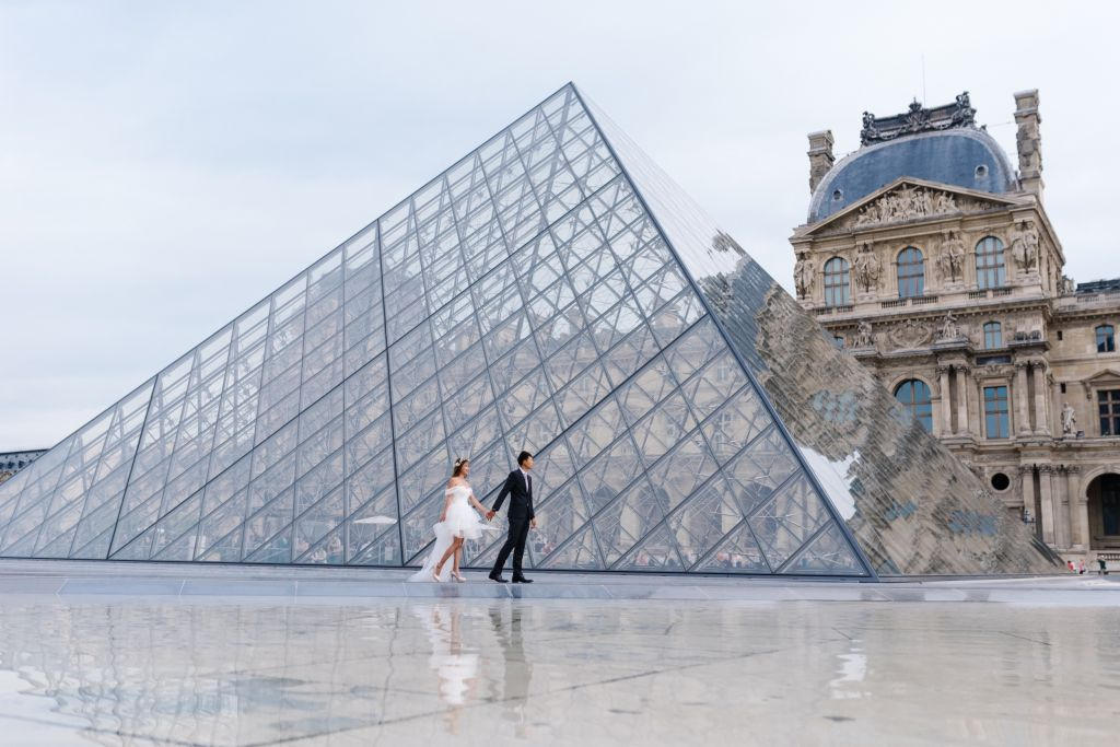 A Professional Vacation Photographer in Paris: Private Tour