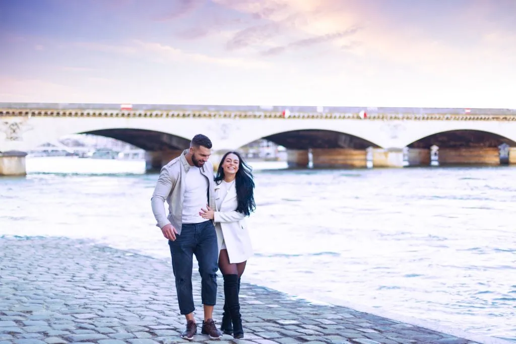 A Professional Vacation Photographer in Paris: Private Tour