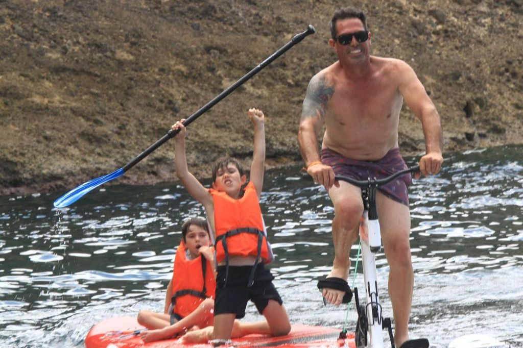 Ibiza: Excursión en barco al mediodía Cala Bassa, Cala Comte y Cuevas