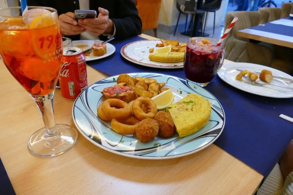 Barcelona: Gastronomic Segway Tour