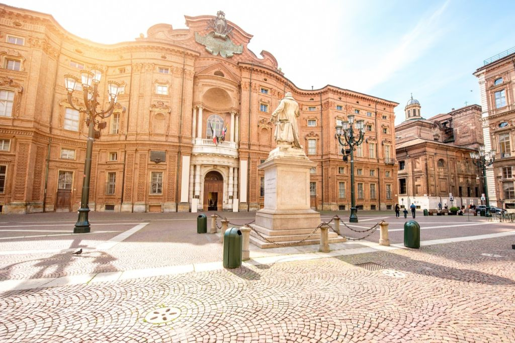 Passeio a pé por Turim: a elegante sala de estar da Itália