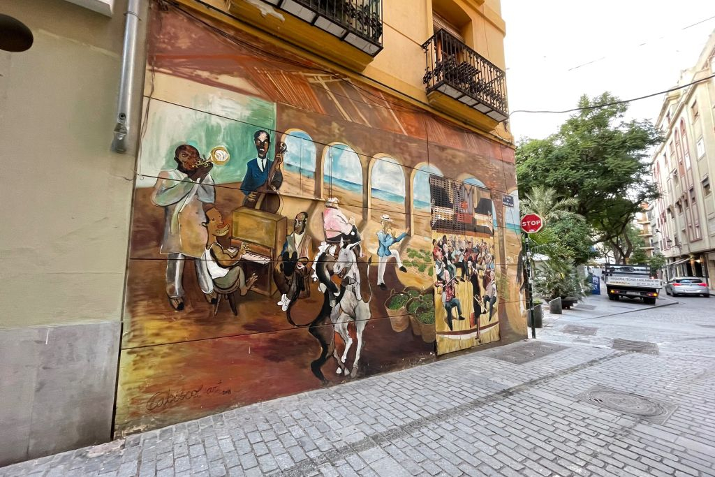 "Street Art" Group Guided Tour (In English)