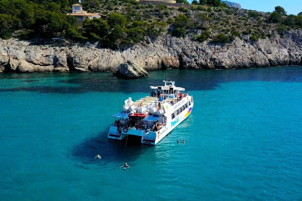 Palma de Mallorca: Crucero de 2 horas en Catamarán + Natación y Snorkel