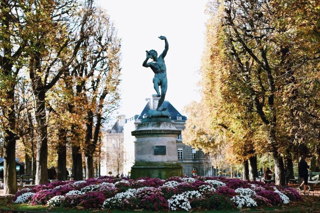 Paris: Latin Quarter Guided Walking Tour