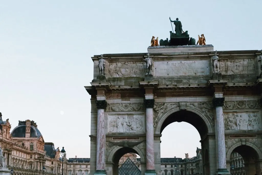 Paris: Semi-Private Walking Tour