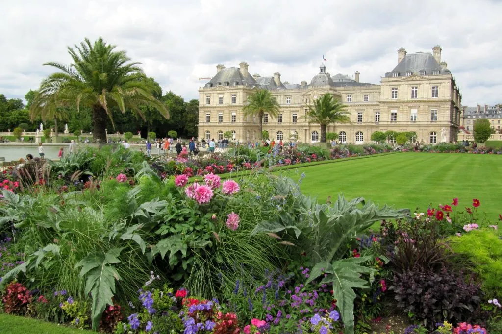 Stroll in the Luxembourg Garden