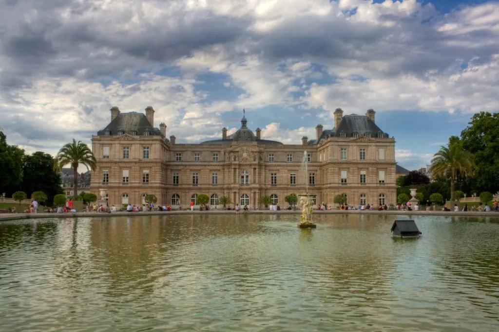 Stroll in the Luxembourg Garden