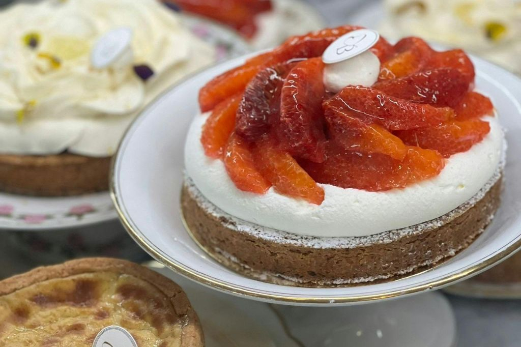 Paris Exquisite: Food Tour in The Marais District