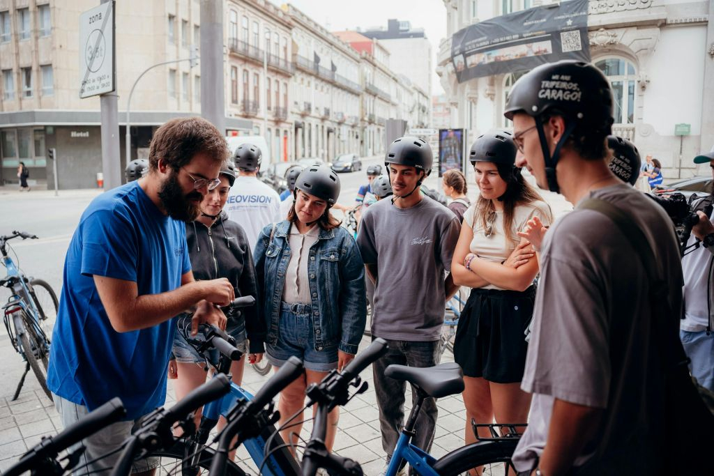 3-Hour Porto Highlights on an Electric Bike Guided Tour