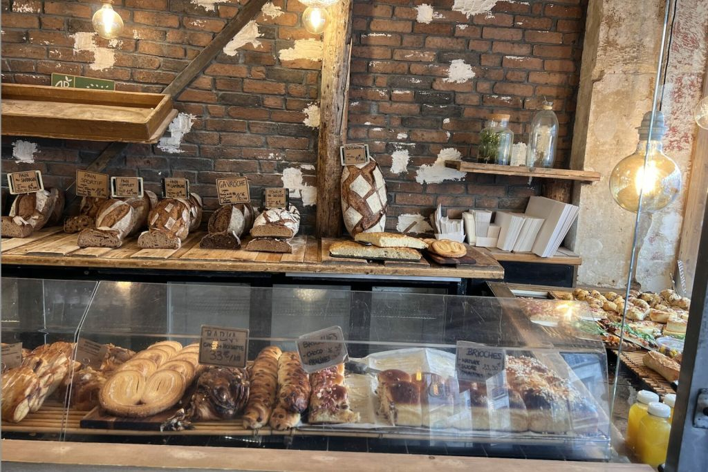 Paris Authentic: Belleville Walking Food Tour
