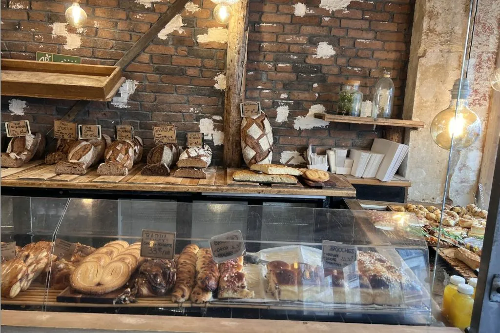 Paris Authentic: Belleville Walking Food Tour
