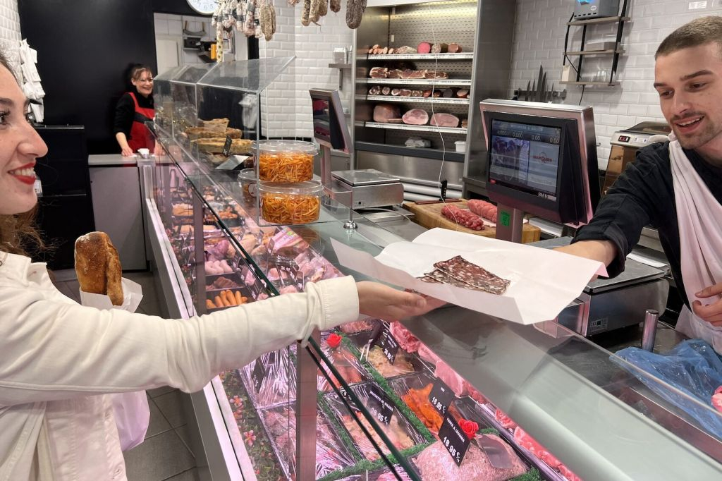Paris Authentic: Belleville Walking Food Tour