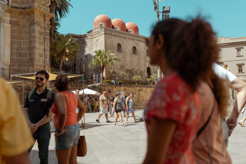 Palermo: Tour guidato a piedi per piccoli gruppi con Palazzo dei Normanni