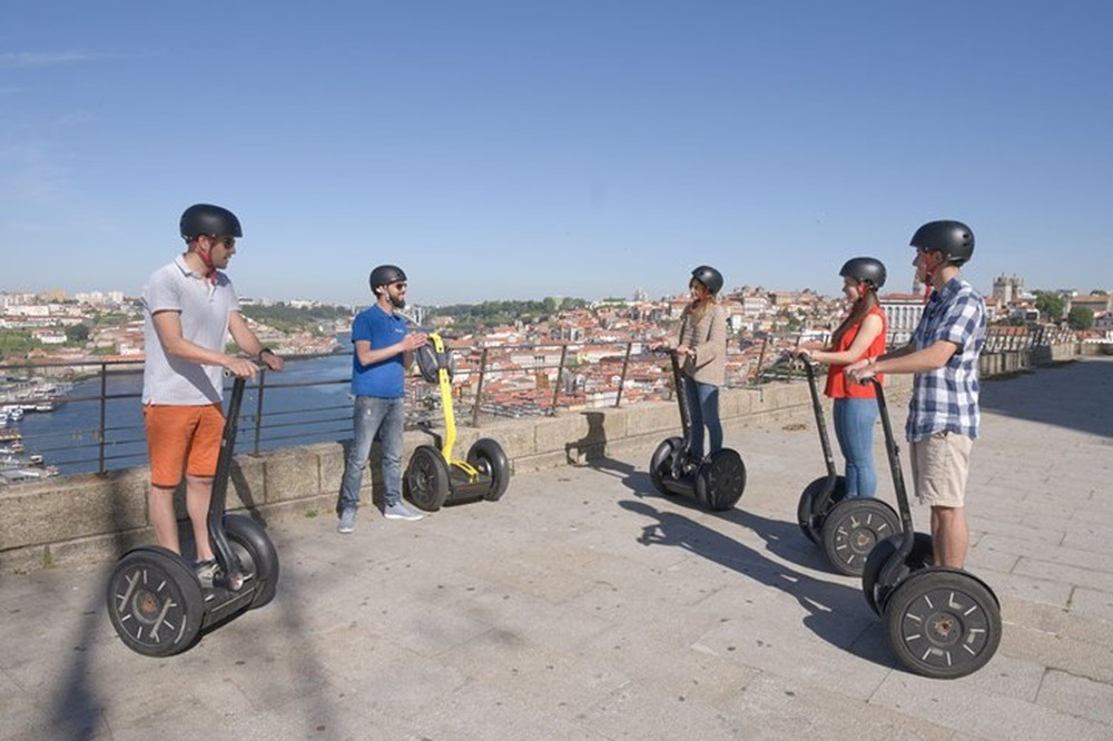 3-Hour Best of Porto Segway Tour - Guided Experience
