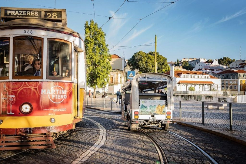 Lisbon Half Day Private Tuk Tuk Tour