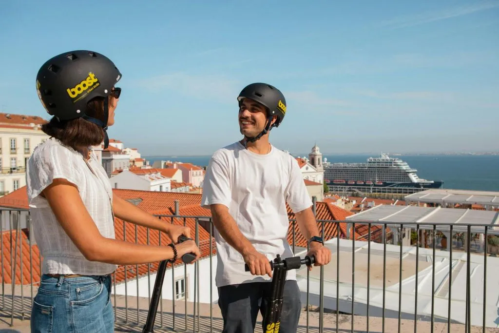 Lisbon: Medieval Segway Tour of Alfama and Mouraria