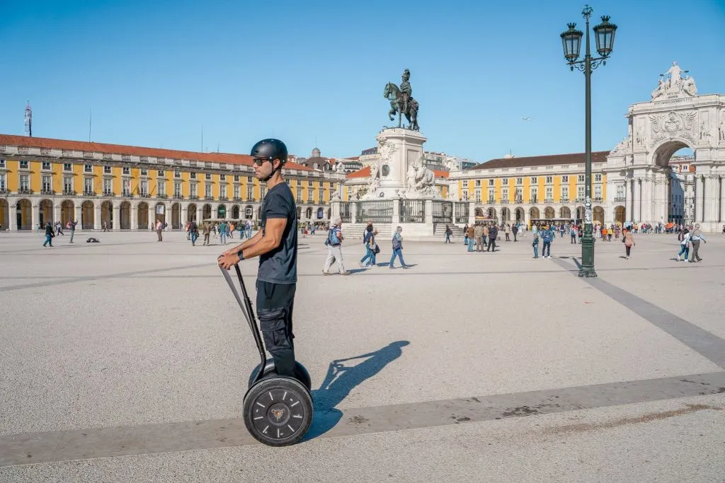 Lisbon: Medieval Segway Tour of Alfama and Mouraria