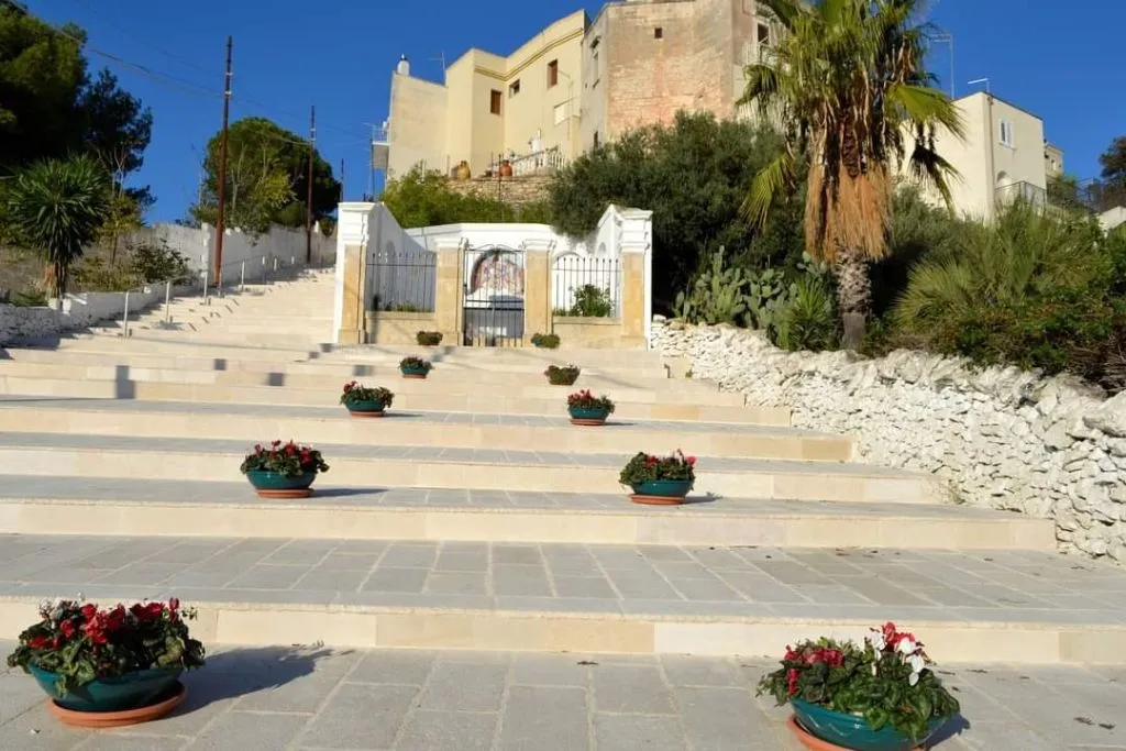 Villa Castelli: tour a piedi con degustazione di olio d'oliva