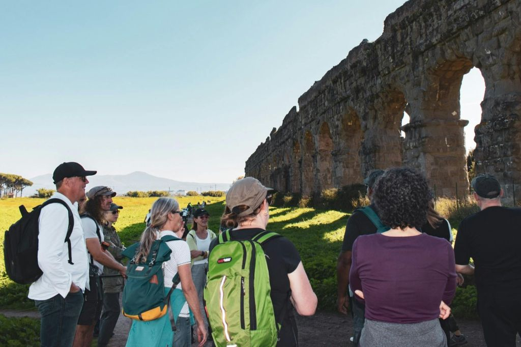 Urban Hike to the Ancient Parco Degli Acquedotti
