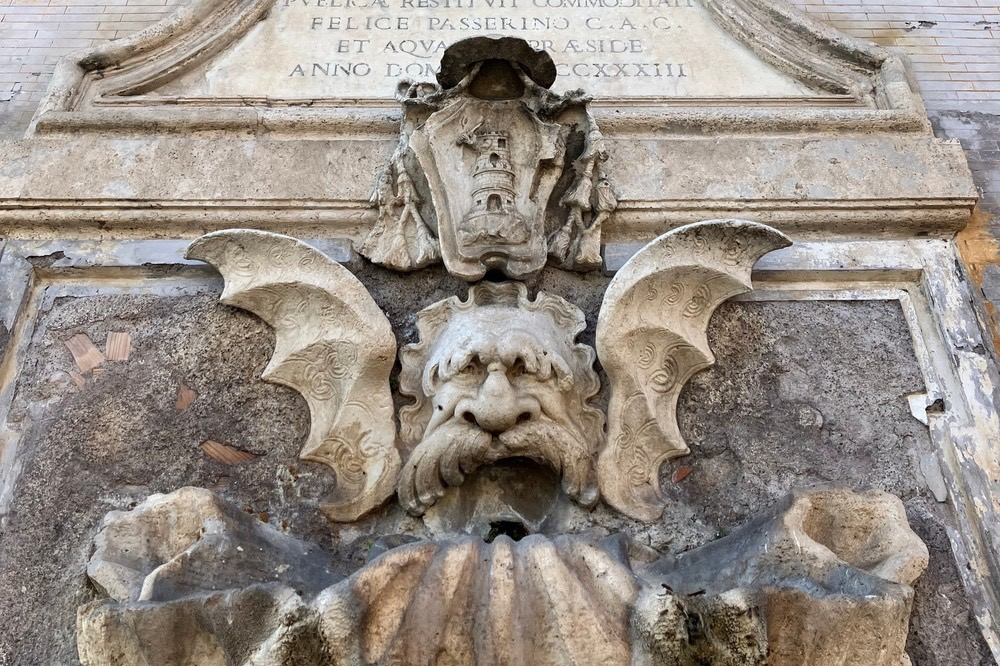 Urban Hike to the Ancient Parco Degli Acquedotti
