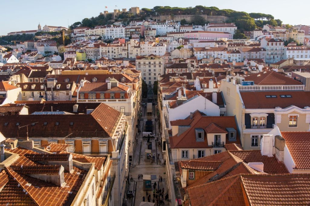 Lisbon (Chiado and Baixa Districts) Scavenger Hunt and Sights Self-Guided Tour