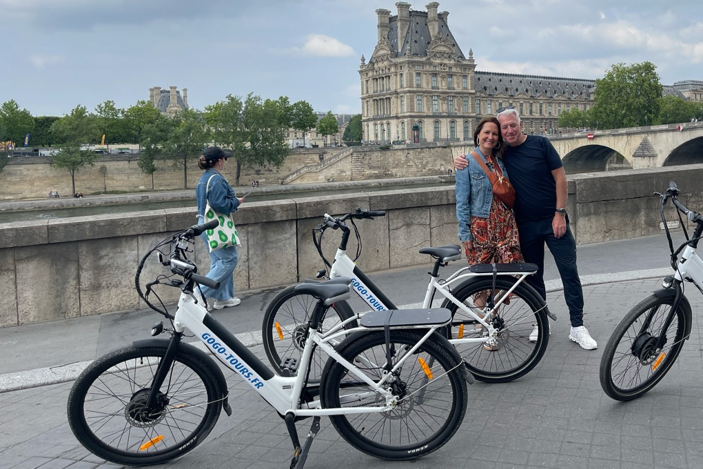 Paris: Afternoon E-Bike Guided Small Group Tour