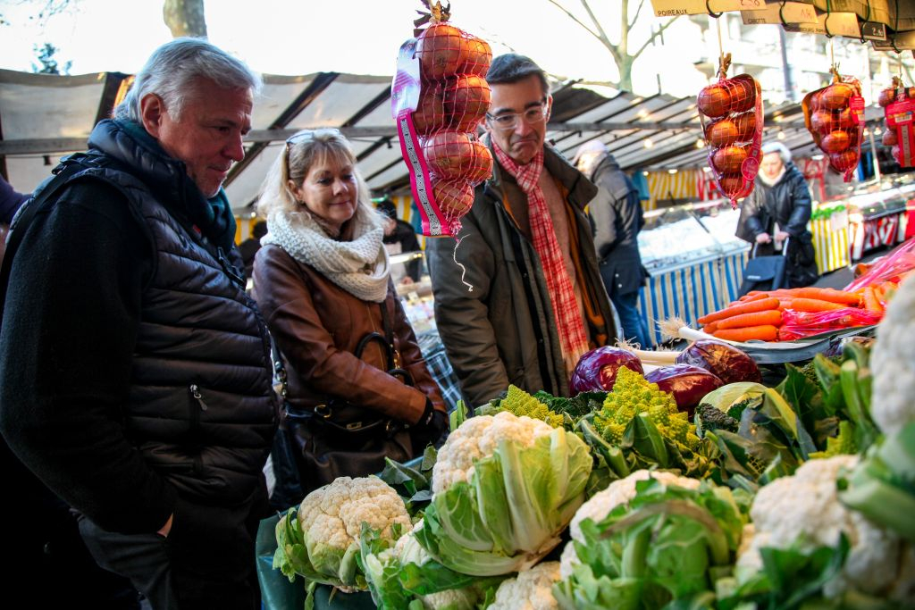 Traditional Festive Christmas Cooking Class with Market Visit