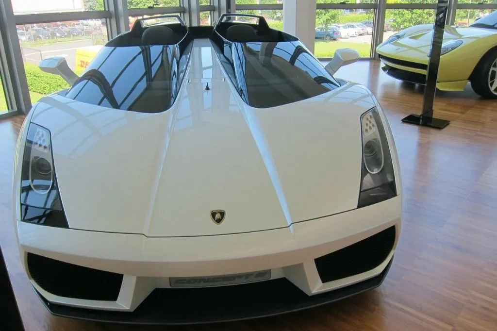 Museo Lamborghini e Ferrari