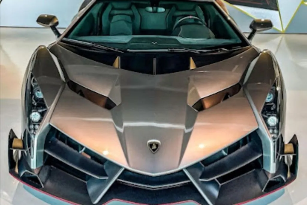 Museo Lamborghini e Ferrari