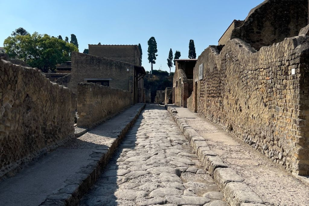 Herculaneum: Smartphone Audio Guide App